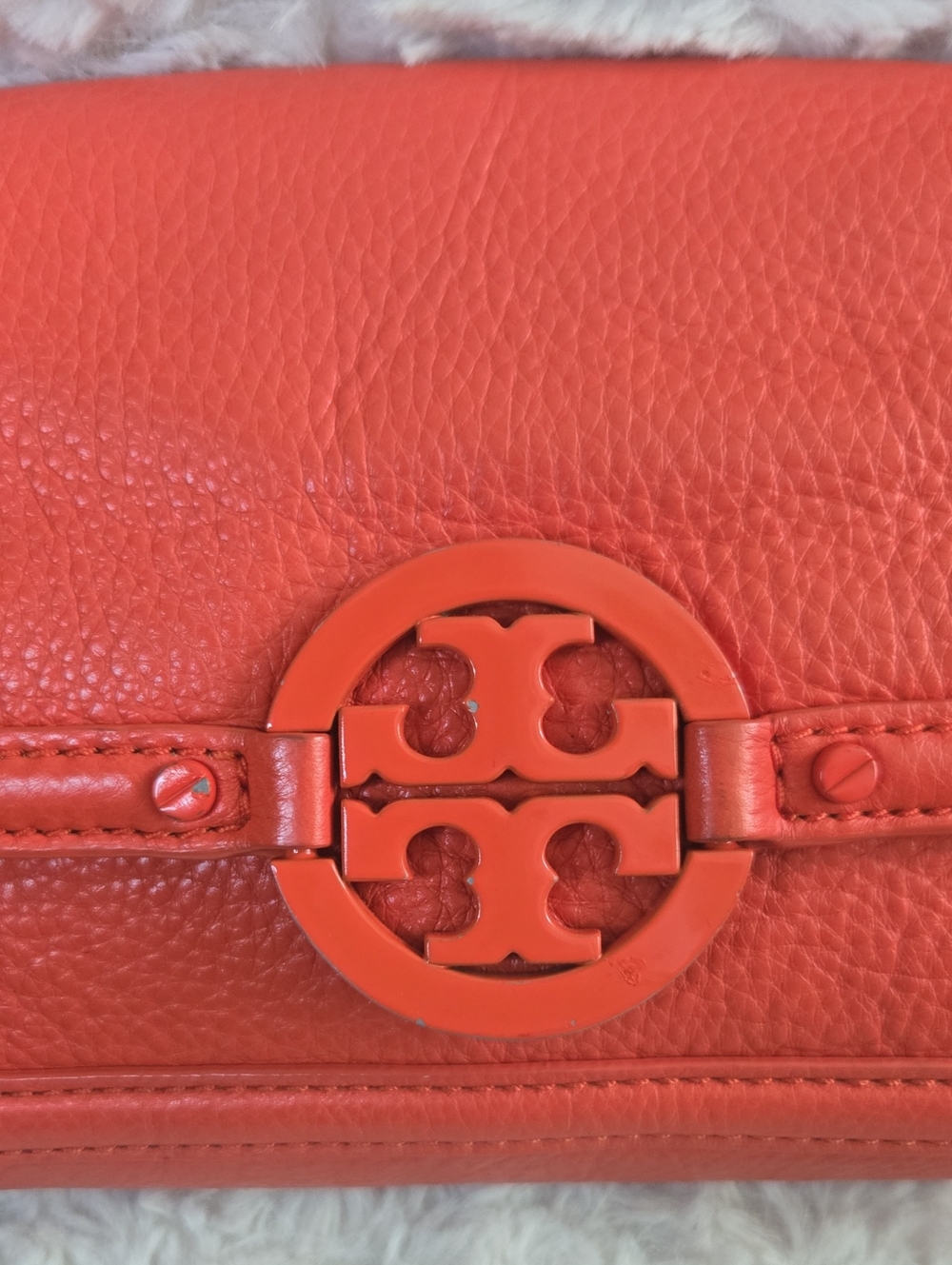 Tory Burch Small Convertible Crossbody Bag in Bright Orange with Gold Chain - Picture 2 of 5